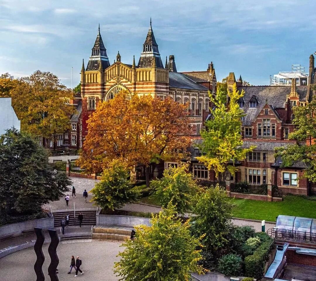 红砖和罗素双加持的人气王&mdash;&mdash;英国利兹大学