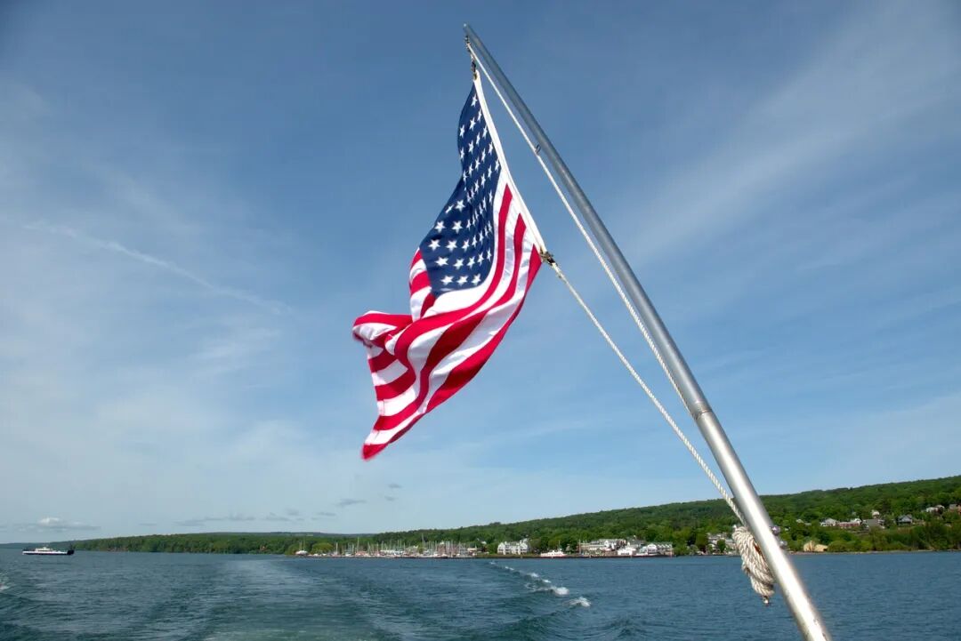Free Tour Boat Us Flag Tour photo and picture